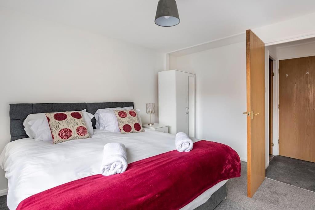 Two Bedroom Flat Near Colchester Hospital With Free Parking And Internet Mile End Экстерьер фото