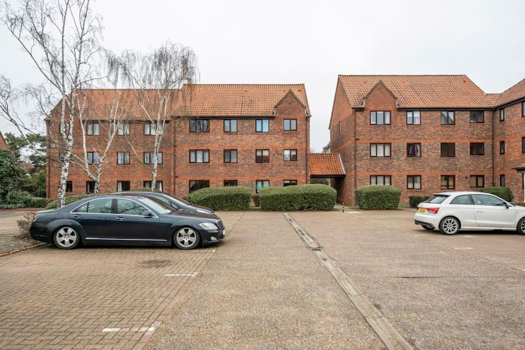 Two Bedroom Flat Near Colchester Hospital With Free Parking And Internet Mile End Экстерьер фото